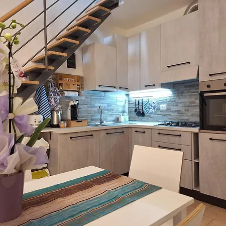 La Casina Lungomare Di Fabi Appartamento *